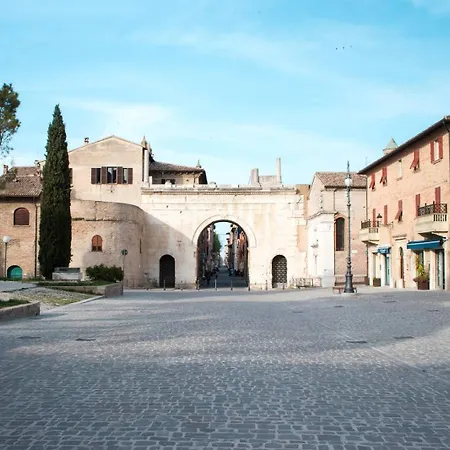 Alighieri Lifestyle アパート *